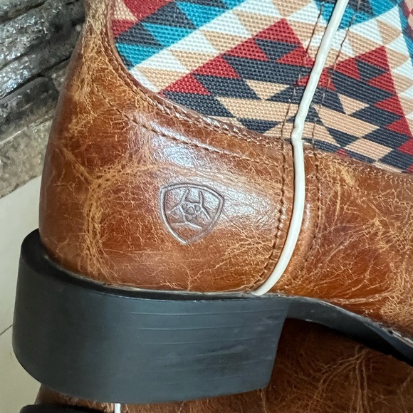 Ariat Teal and Black Leather Western Boots - Picture 3 of 13